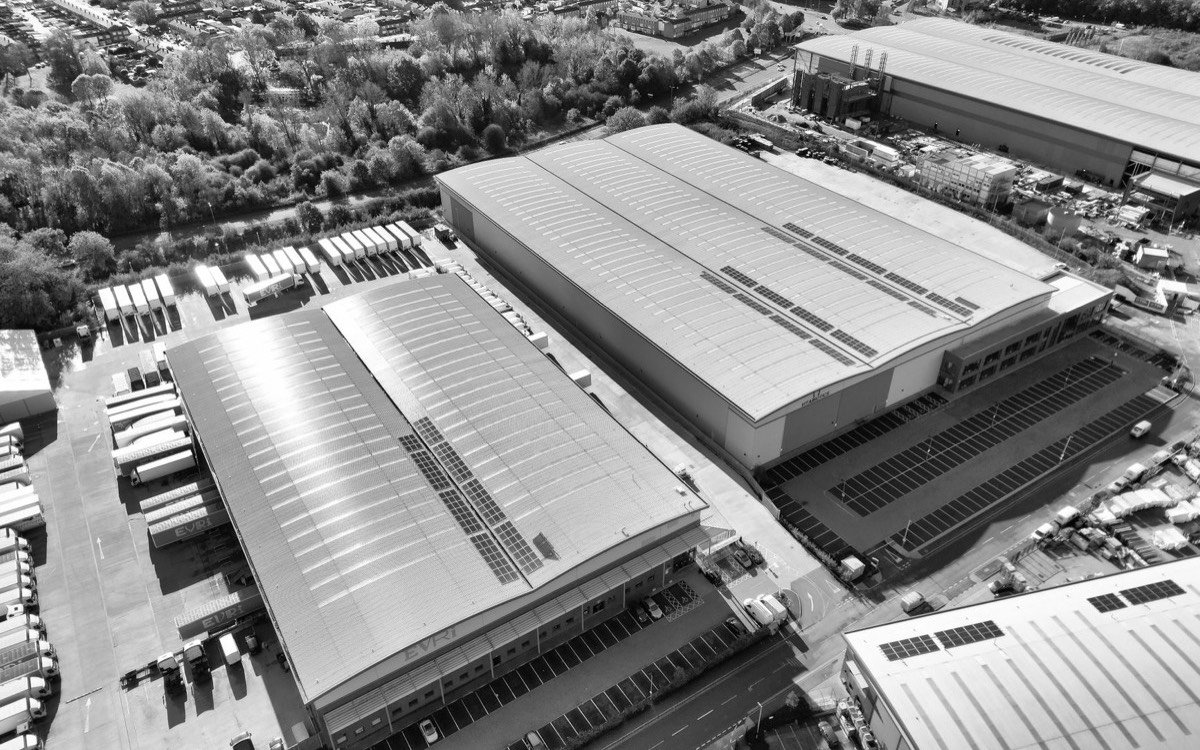 Logística para industria textil: telas, hilados y prendas terminadas